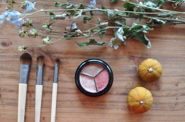 アイシャドウ(3色)