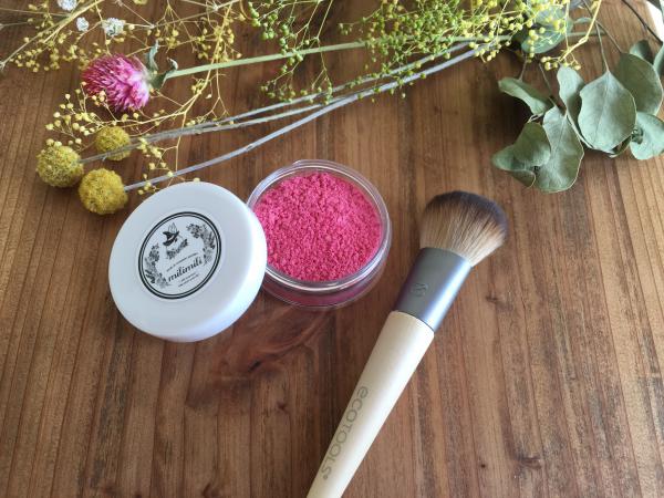 パウダーチーク